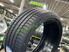 235/40 R19 // 265/35 R19 Triangle 
