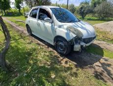 Nissan March