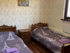 Сдам 1 этаж дома доя отдыхающих. 
