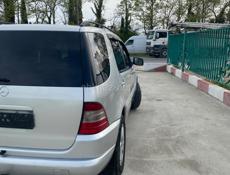 Mercedes-Benz ML