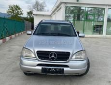 Mercedes-Benz ML
