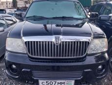 Lincoln Navigator