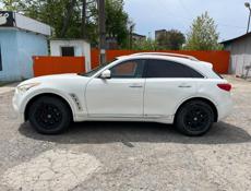 Infiniti FX
