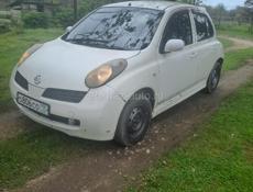 Nissan March