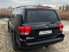 Toyota Sequoia