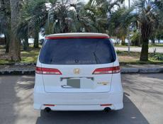 Honda Еlysion