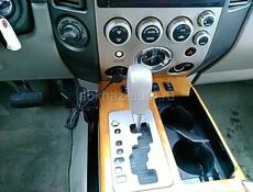 Infiniti QX56