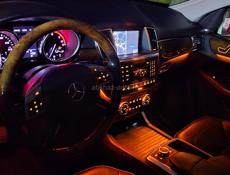 Mercedes-Benz ML