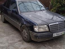Mercedes-Benz 124