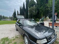 Audi 80