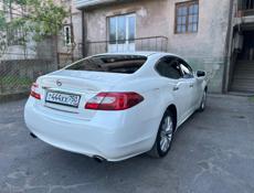 Nissan fuga