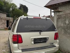 Lincoln Navigator
