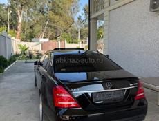 Mercedes-Benz S-Класс