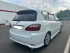 Toyota Ipsum