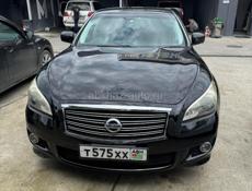 Nissan fuga