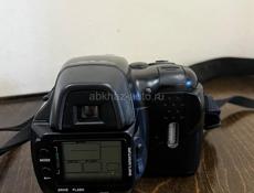 Продаю фотоаппарат Olympus IS-3000