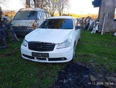 Nissan fuga
