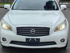 Nissan fuga