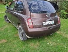 Nissan March