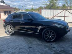 Infiniti