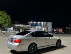 Nissan fuga