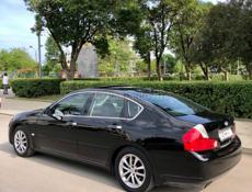 Infiniti M35