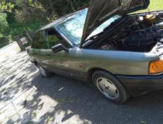 Audi 80