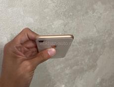 iPhone 8 🔋100%