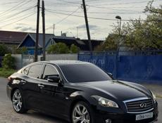 Nissan fuga