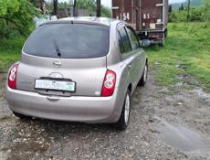 Nissan March