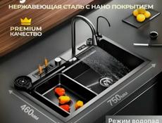 Кухонная встраиваемая  мойка 