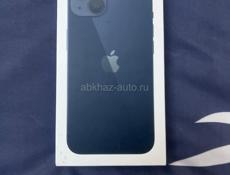 Продам Iphone 13
