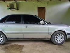 Audi 80