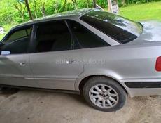 Audi 80