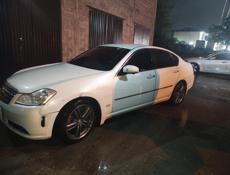 Nissan fuga
