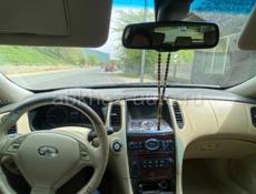 Infiniti EX