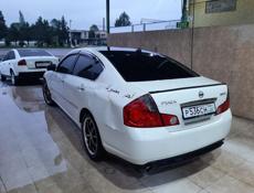 Nissan fuga