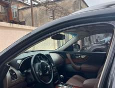 Infiniti FX