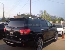 Toyota Sequoia
