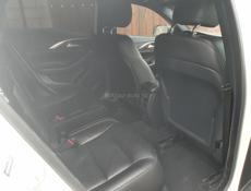 Infiniti Q30