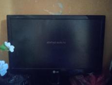 ПРОДАМ МОНИТОР  !! 19. ДЮЙМОВ  ФИРМА  LG  !! 