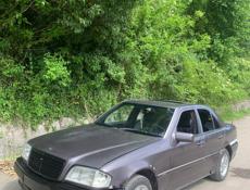 Mercedes-Benz C-Класс