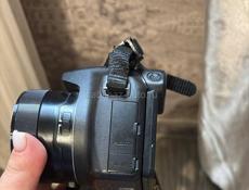 Фотоаппарат полупрофессиональный