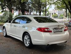 Infiniti M35