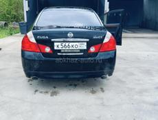 Nissan fuga