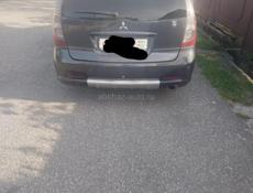 Mitsubishi Grandis