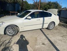 Nissan fuga
