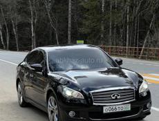 Nissan fuga