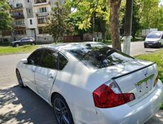 Nissan fuga