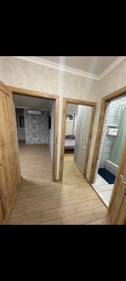 Сдается по суточно 2х комнатная квартира в г. Гагра. 
